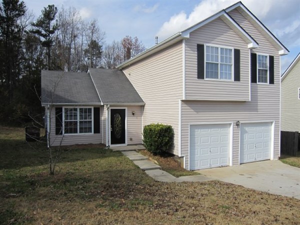 Investment property: Ellenwood, GA 30294